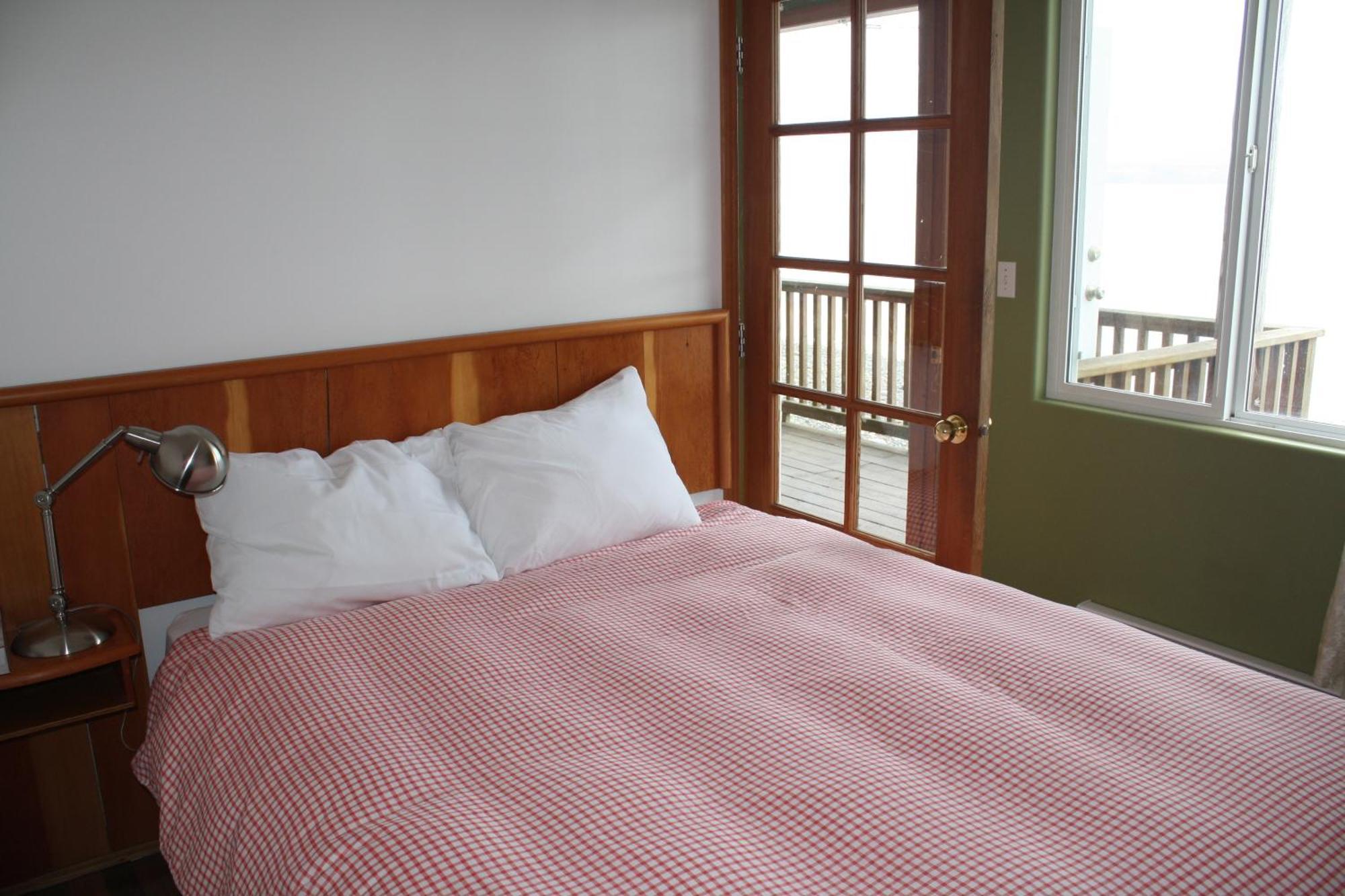 Orca Lodge Sointula Екстериор снимка