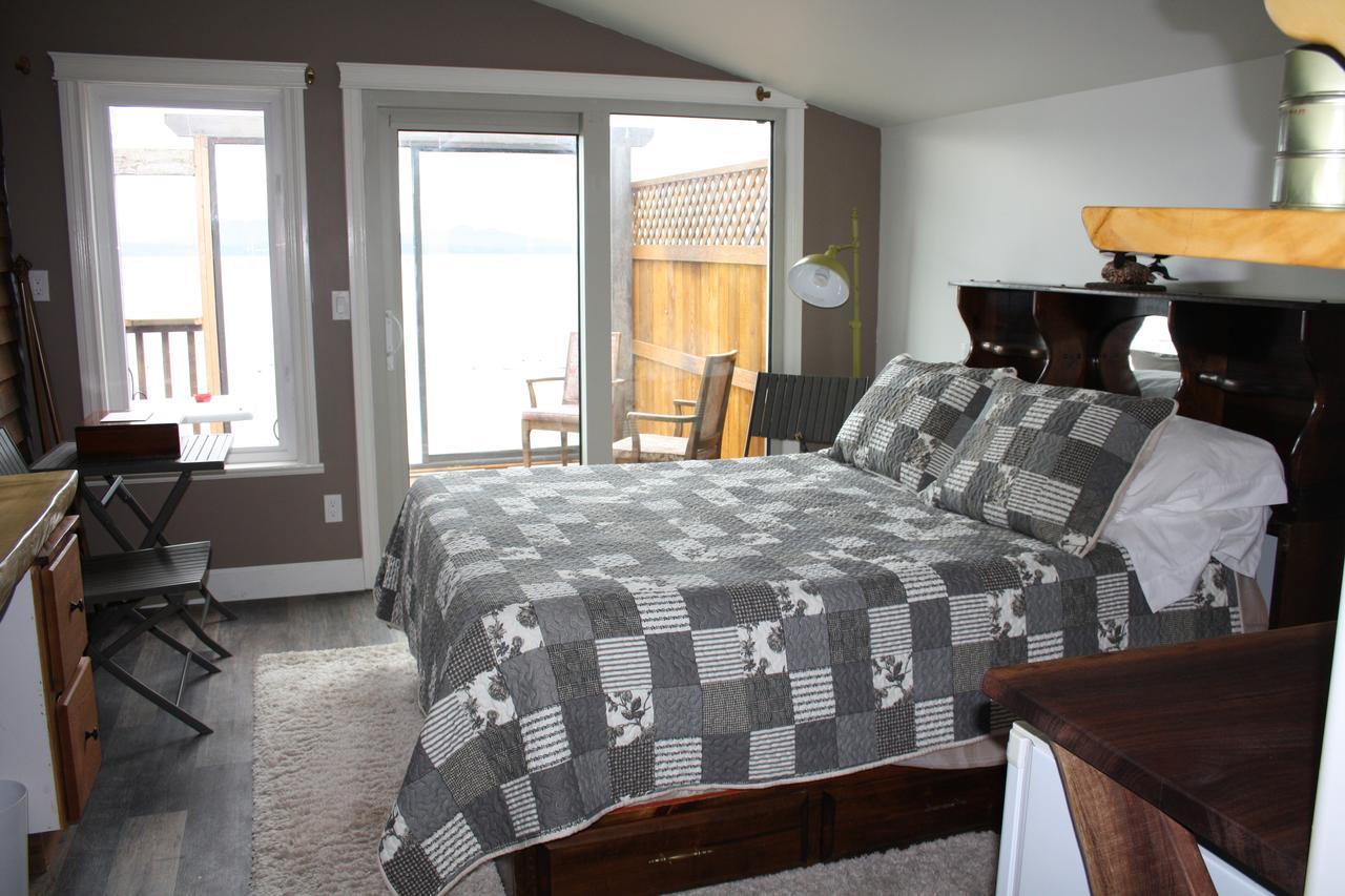 Orca Lodge Sointula Екстериор снимка