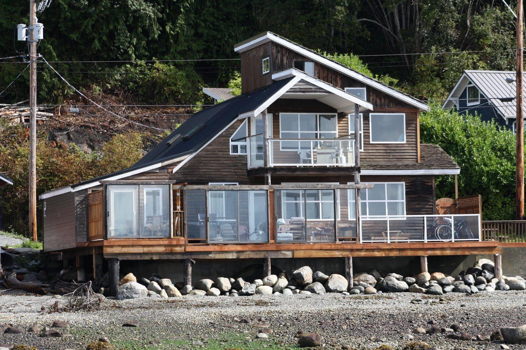 Orca Lodge Sointula Екстериор снимка