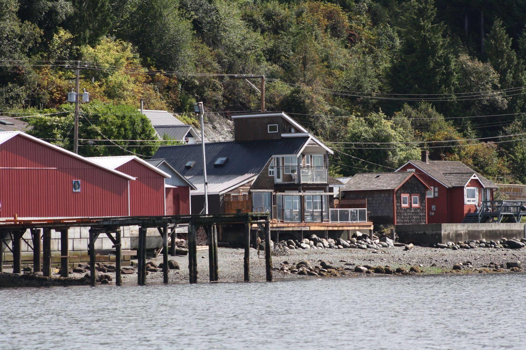 Orca Lodge Sointula Екстериор снимка