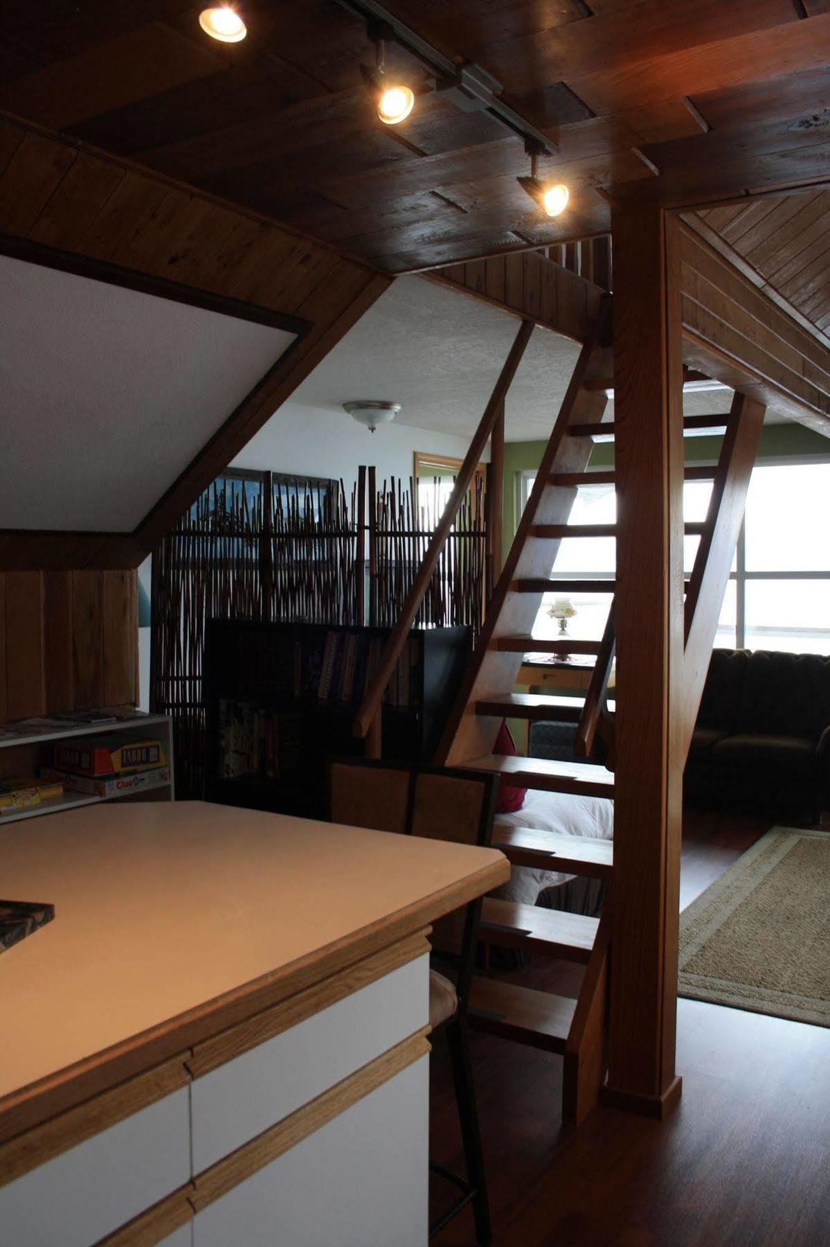 Orca Lodge Sointula Екстериор снимка